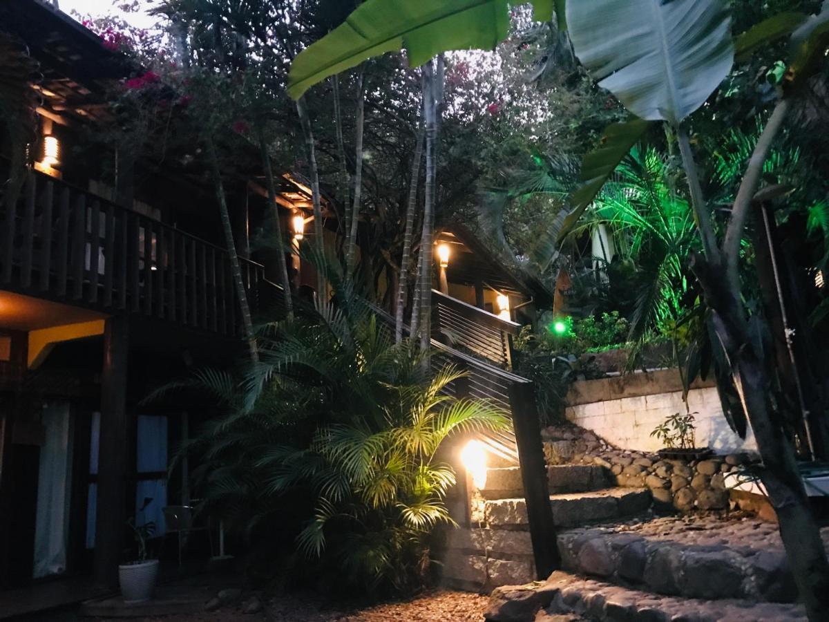 Pousada Aloha Beach House Praia do Rosa Esterno foto